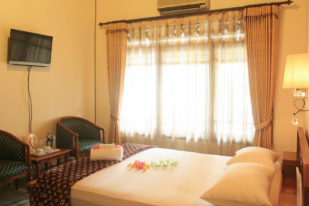 D Ajenk Boutique Guest House Kejayan Chambre photo