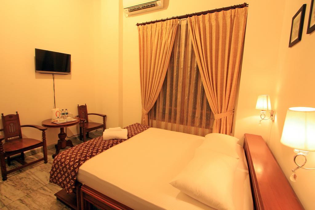 D Ajenk Boutique Guest House Kejayan Chambre photo