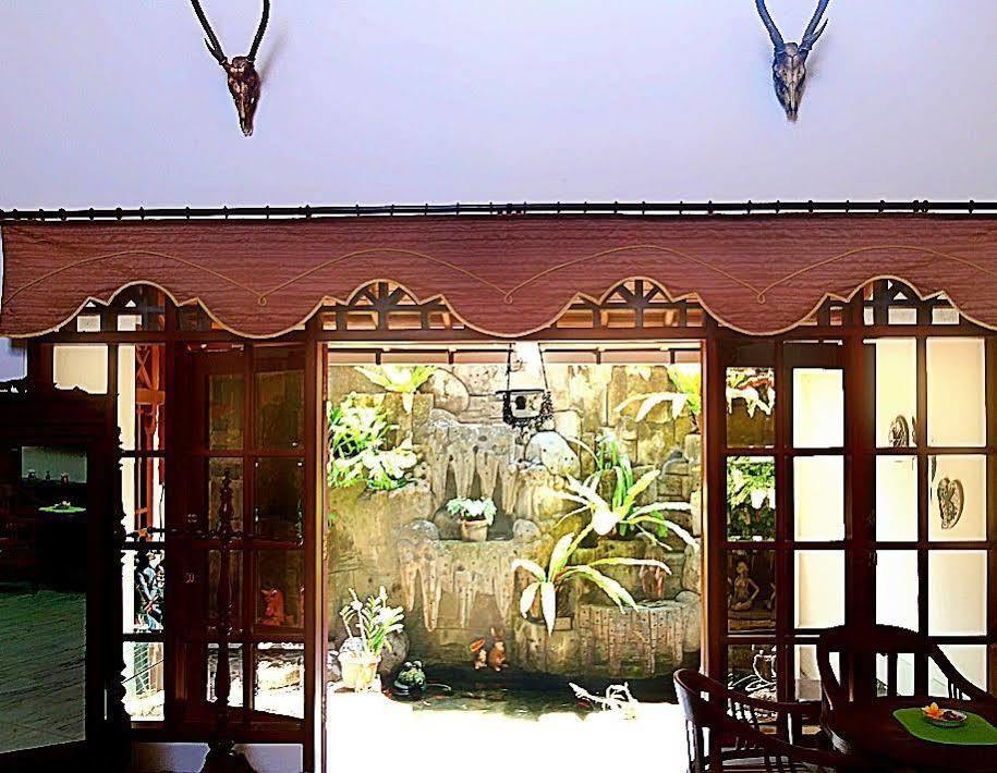 D Ajenk Boutique Guest House Kejayan Extérieur photo